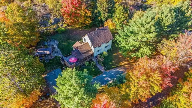 563 Route 105 Chelsea, Quebec | Houses for Sale | Gatineau | Free local ...
