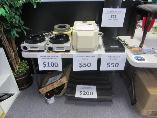 Closing sale - surplus items being sold at low prices or free in Garage Sales in Delta/Surrey/Langley - Image 3