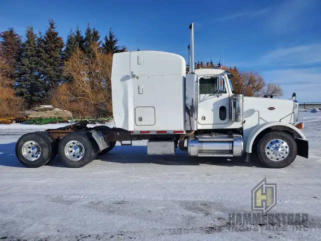 2004 PETERBILT 378 Sleeper Semi Truck w/ C15 Cat Engine in Heavy Trucks in Edmonton - Image 13
