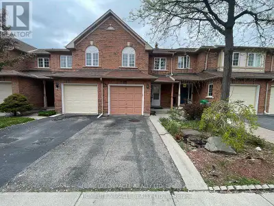 6 - 10 CHERRYTREE DRIVE Brampton (Fletcher's Creek South), Ontar