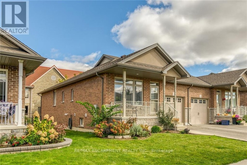 12 MACNEIL COURT Haldimand, Ontario Houses for Sale Hamilton