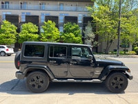 2011 JEEP WRANGLER SAHARA CONVERTIBLE 4X4 / SAFETY CERTIFIED ONE OWNER JUST ARRIVED, BLACK, 4DR, 3.8... (image 5)