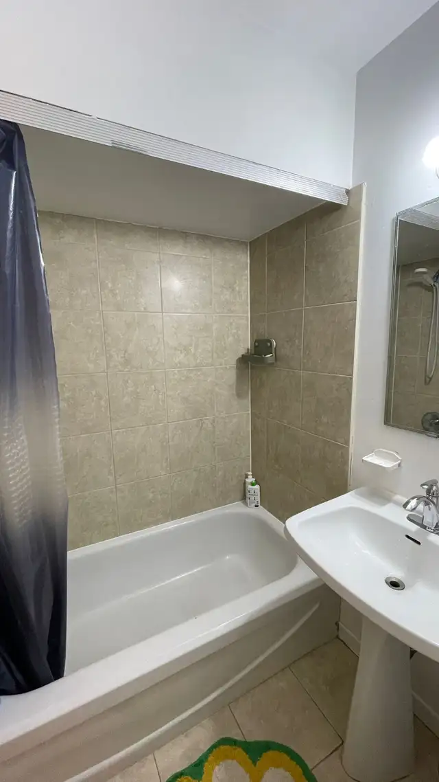 3½ meublé et très lumineux à Verdun – 3e étage – 1 445 $/mois in Long Term Rentals in City of Montréal - Image 5