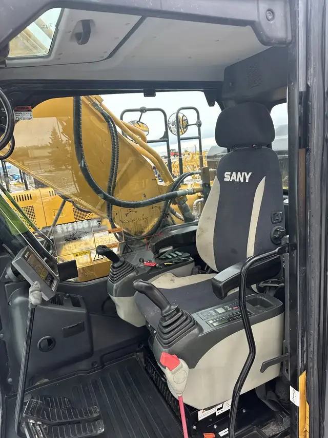 2021 SANY SY215C LC Excavator in Heavy Equipment in Lethbridge - Image 22