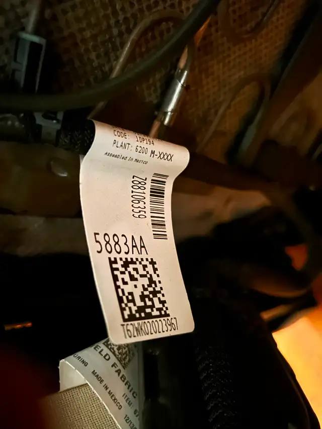 Siège électrique Pacifica 2022 in Other Parts & Accessories in Drummondville - Image 5