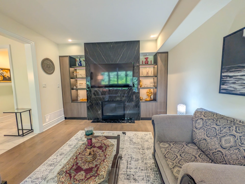7868 Odell Cres, Niagara Falls - Stunning 4 Bedroom Main Unit 4
