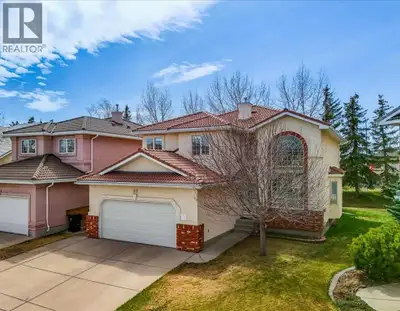 Welcome to this exceptional 2-storey home in the Hamptons! This prime location offers over 3,200 sq....