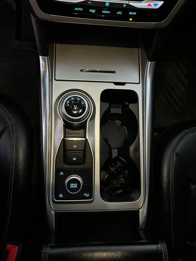 2020 Ford Explorer5189675450584371214