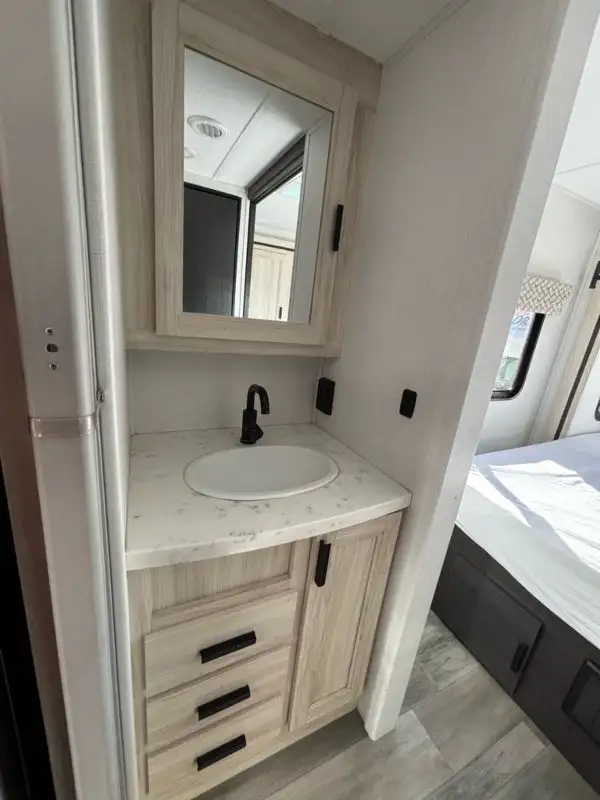 2023 Forester 2501 CD in RVs & Motorhomes in Laval / North Shore - Image 13