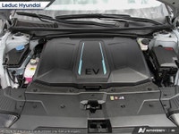 AMVIC LICENSED DEALER. PRICE EXPIRES May 21,2025 Engine: Electric L/100Km City: 0.0 L/100Km Hwy: 0.0... (image 5)