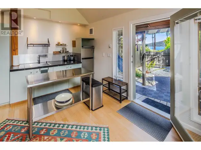 1901 EAST ROAD Other Islands, British Columbia in Houses for Sale in Comox / Courtenay / Cumberland - Image 15