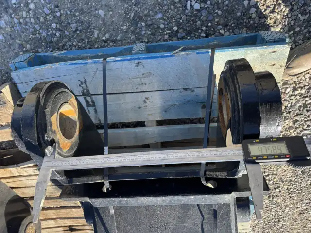 Wedge Coupler to fit Hitachi ZX450 #10248 JPH in Heavy Equipment in Edmonton - Image 9