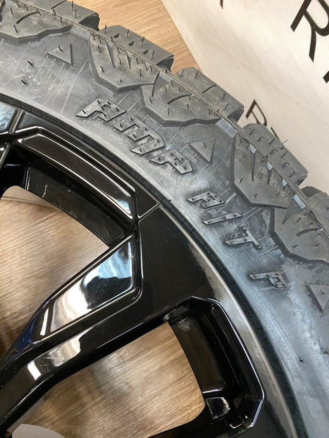 285/45/22 All Weather tires rims GMC Chevy 1500 22 inch 6x139 in Tires & Rims in Vancouver - Image 3