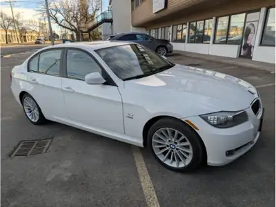 AMAZING VEHICLE. GREAT CONDITION. MAJOR SERVICE JUST COMPLETED. READY TO GO! COMES WITH CARFAX REPOR...