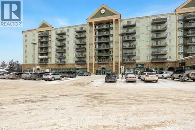 **Discover River Edge Estates!** Priced to sell, this meticulously maintained 2-bedroom, 2-bathroom...