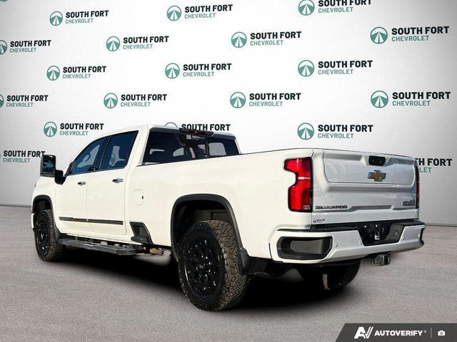 2024 Chevrolet Silverado 3500HD High Country 4WD Crew Cab in Cars & Trucks in Strathcona County - Image 4