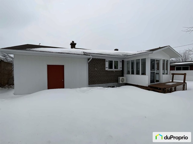 $350,000 - Bungalow for sale in Jonquière (Jonquière) — photo 2