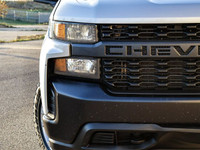 Welcome To Sherwood Park Chevrolet. The #1 Volume Chevrolet Dealer in Canada. Cloth / Front Bench Se... (image 4)