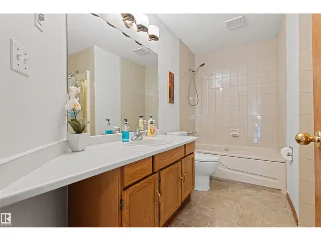 11139 157 AV NW Edmonton, Alberta in Houses for Sale in St. Albert - Image 36