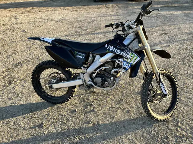2009 Honda CRF250R Dirt Bike 29H on Rebuild Financing Available! in Dirt Bikes & Motocross in Saskatoon - Image 5