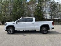 // ACCIDENT FREE!! // // SINGLE OWNER! // Built for drivers who want real V8 power, off-road confide... (image 9)