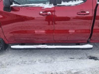 5.3L V8 | Z71 OFF ROAD PACKAGE | HEATED FRONT BUCKET SEATS | HEATED STEERING WHEEL | BOSE | REAR CAM... (image 3)