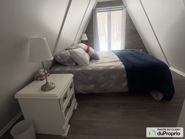 $269,900 - Cottage for sale in Notre-Dame-Des-Bois — photo 3