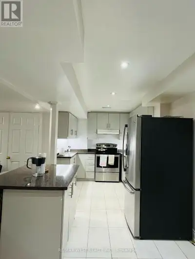 76 LEXINGTON ROAD Brampton (Brampton East), Ontario