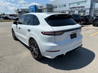 PRICING POLICY:**All advertised pricing reflects our special financing offer. A $2,500 finance incen... (image 6)