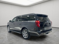 NAVIGATION SYSTEM, 4x4, ADAPTIVE CRUISE CONTROL, POWER LIFTGATE, LED HEADLIGHTS Keen for an adventur... (image 2)