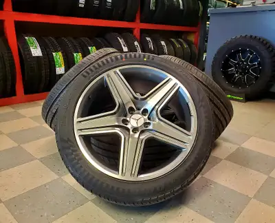 Selling new set of 21" winter Mercedes wheels and tires Tires 295/40R21 or 295/35R21 Brand: Kapsen H...
