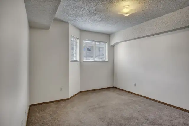 2 Bed x 1 Bath Apartment for Rent on Leila Avenue | $1505.00 in Long Term Rentals in Winnipeg - Image 12