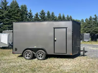 sell cargo trailer enclosed trailer remorque trailer fermé no- galvanize + also some utility galvani...