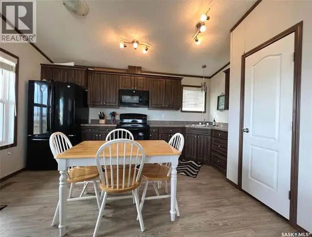 701 Pebble DRIVE Webb Rm No. 138, Saskatchewan in Houses for Sale in Swift Current - Image 9
