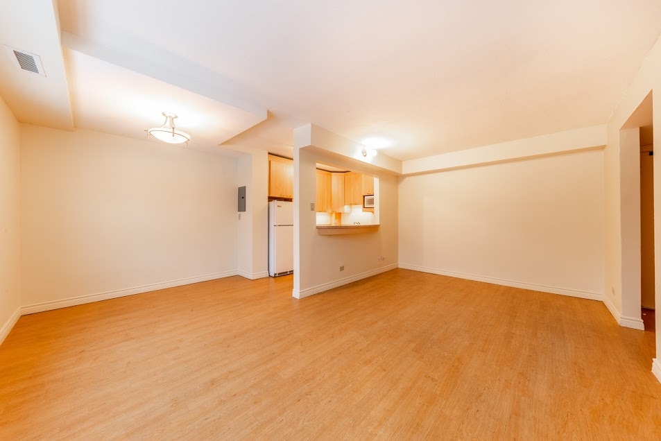 2235 Portage Ave- 2 Bedroom 4