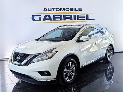 ONE OWNER + AWD (4X4) + PANORAMIC SUNROOF + REMOTE STARTER + REARVIEW CAMERA + AIR CONDITIONING + PO...