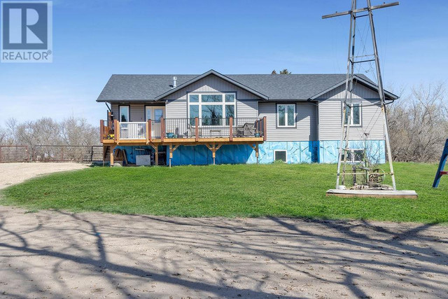 30146 Range Road 270 Rural Mountain View County, Alberta in Houses for Sale in Red Deer - Image 3
