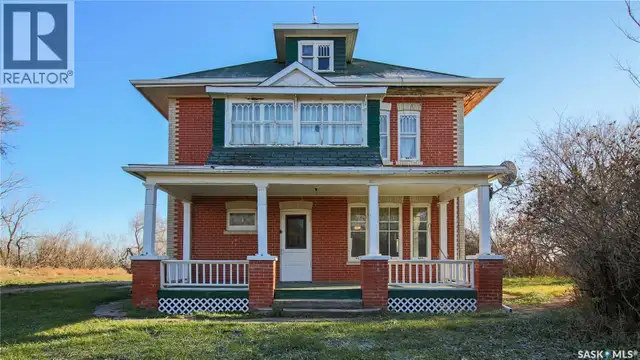 "Hamilton House Acreage"12.56 acres "more or less" Last Mountain in Houses for Sale in Regina - Image 2