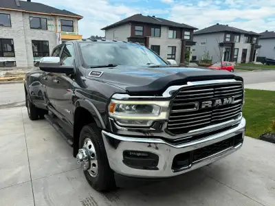 2019 Dodge Ram Laramie 3500HD Automatique avec 131,000km Moteur turbo Diesel cummins 6,7L Toute équi...