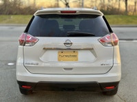 2016 Nissan Rogue SV | No Accidents | 1 Owner | AWD | Panoramic Sunroof | 360° Camera Fresh Trade |... (image 5)