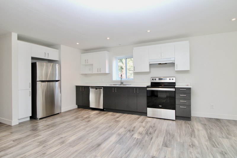 Magnifique 4 et demi, électros et inclus à Longueuil