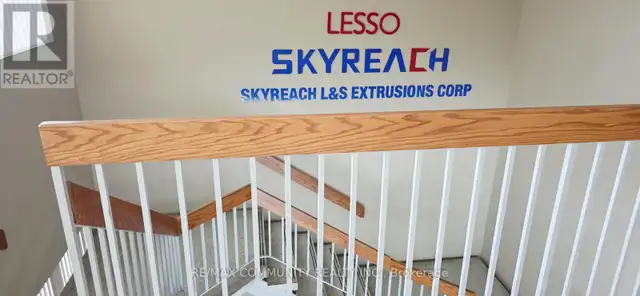 55 FRESHWAY DRIVE Vaughan (Concord), Ontario in Commercial & Office Space for Rent in Markham / York Region - Image 7