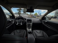 The 2012 Volvo XC60 T6 Platinum represents a flawless blend of Volvo’s stylish first-generation comp... (image 6)