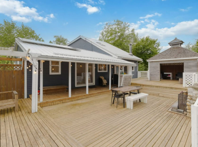 27 Crooked Lake - Stunning Lakefront Home for Rent - Short Term  in Long Term Rentals in Bridgewater - Image 27