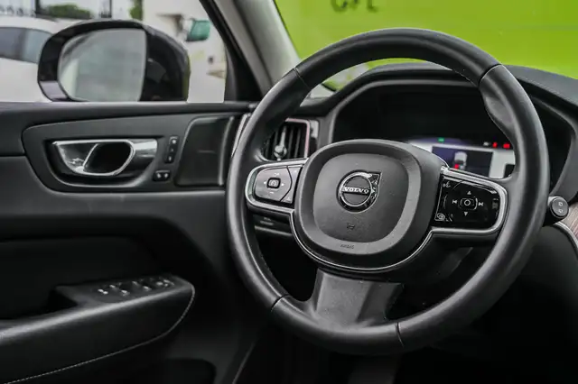 2023 Volvo XC60 in Cars & Trucks in City of Montréal - Image 22