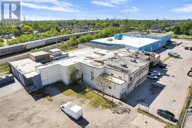 1153 TECUMSEH ROAD West Windsor, Ontario in Commercial & Office Space for Rent in Windsor Region - Image 9