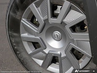 This Nissan Kicks has a strong Regular Unleaded I-4 2.0 L/122 engine powering this Variable transmis... (image 7)