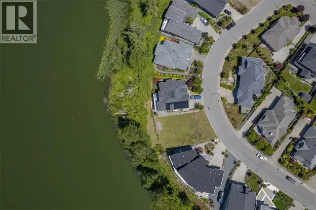 Lot 8 Westlock Rd Duncan, British Columbia in Land for Sale in Cowichan Valley / Duncan - Image 8