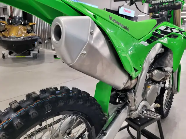 2025 Kawasaki KX250 Dirt Bike in Dirt Bikes & Motocross in Trenton - Image 8