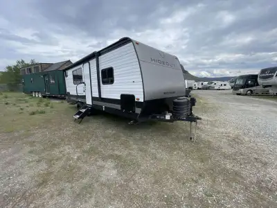 We are looking for good pre owned Rv's to buy or consign!! Keystone Hideout travel trailer 230BH hig...